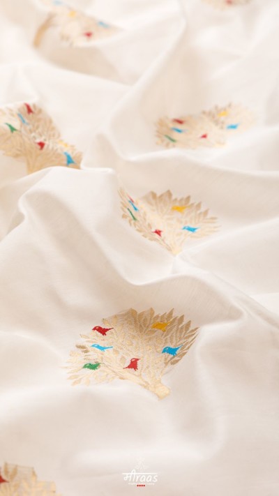 Sutradhar White - Conceptual Handloom Chanderi Saree