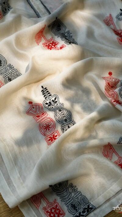 Bisaat Power of Silence Chikankari Kurta