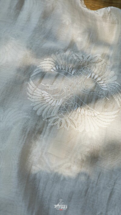 Made On Order | Dance of the Cranes | Classic White