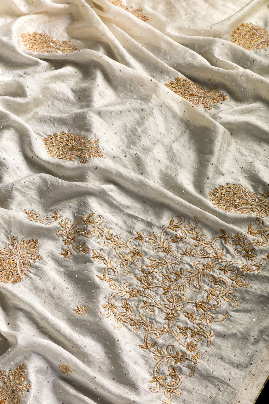 LR | WU | Dhanlakshmi 25 | Swarna Mayur Saree 3568